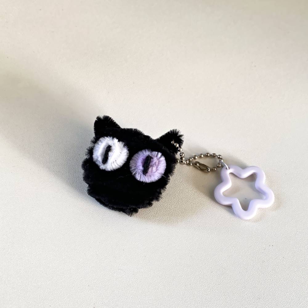 Gantungan Kunci Kawat Bulu Kucing Hitam Estetik Handmade Pipe Cleaner Keychain Lucu - Foto 2